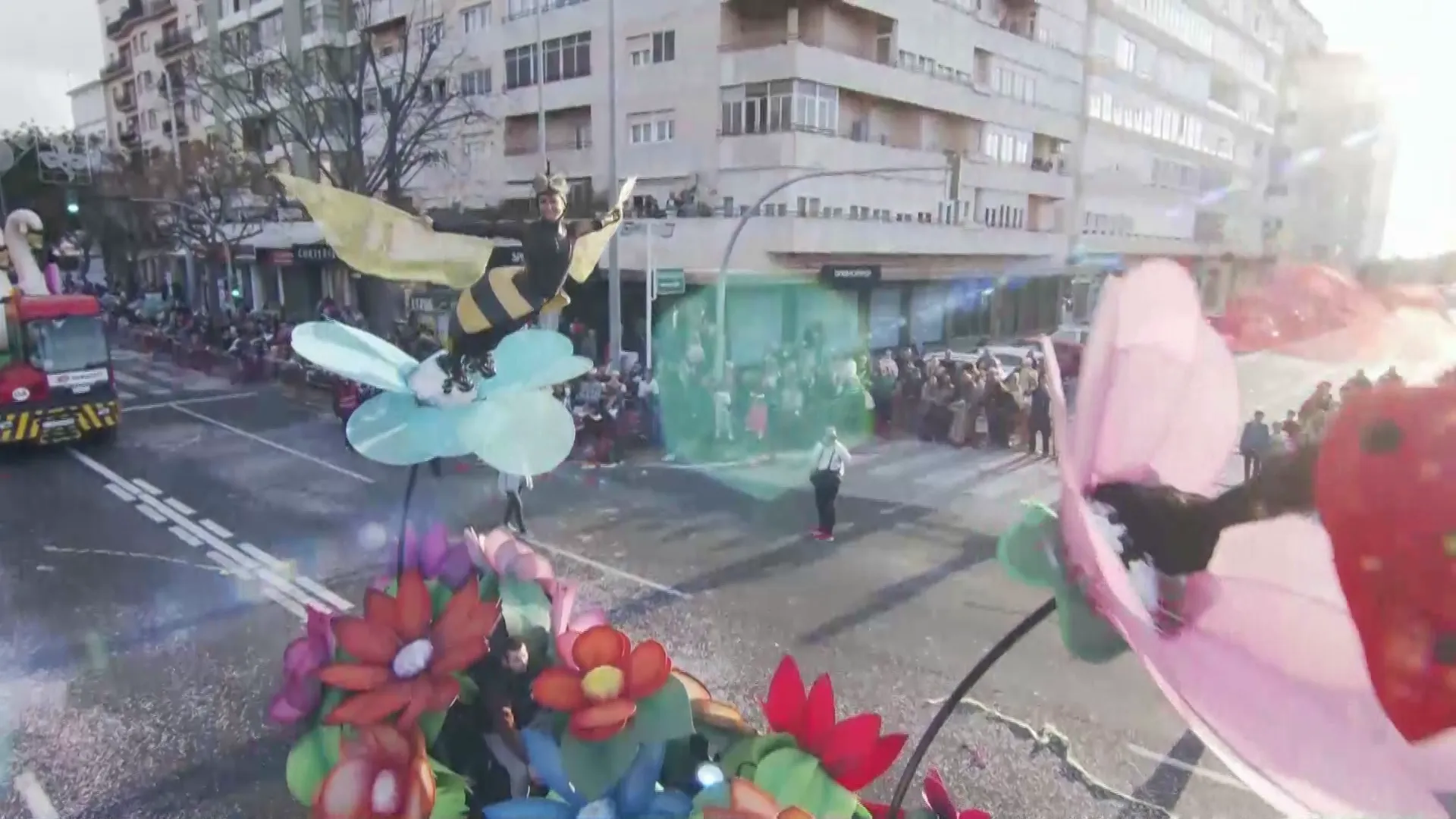 Imagen del desfile festivo del 2025