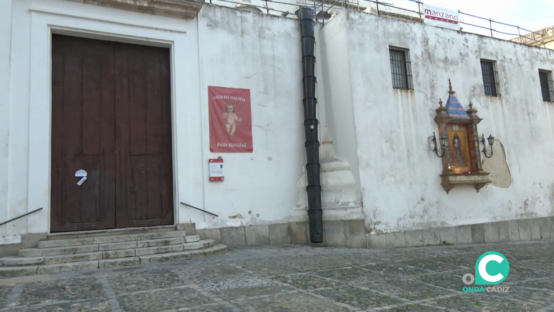 Fachada actual del templo en la capital gaditana con el acceso clausurado