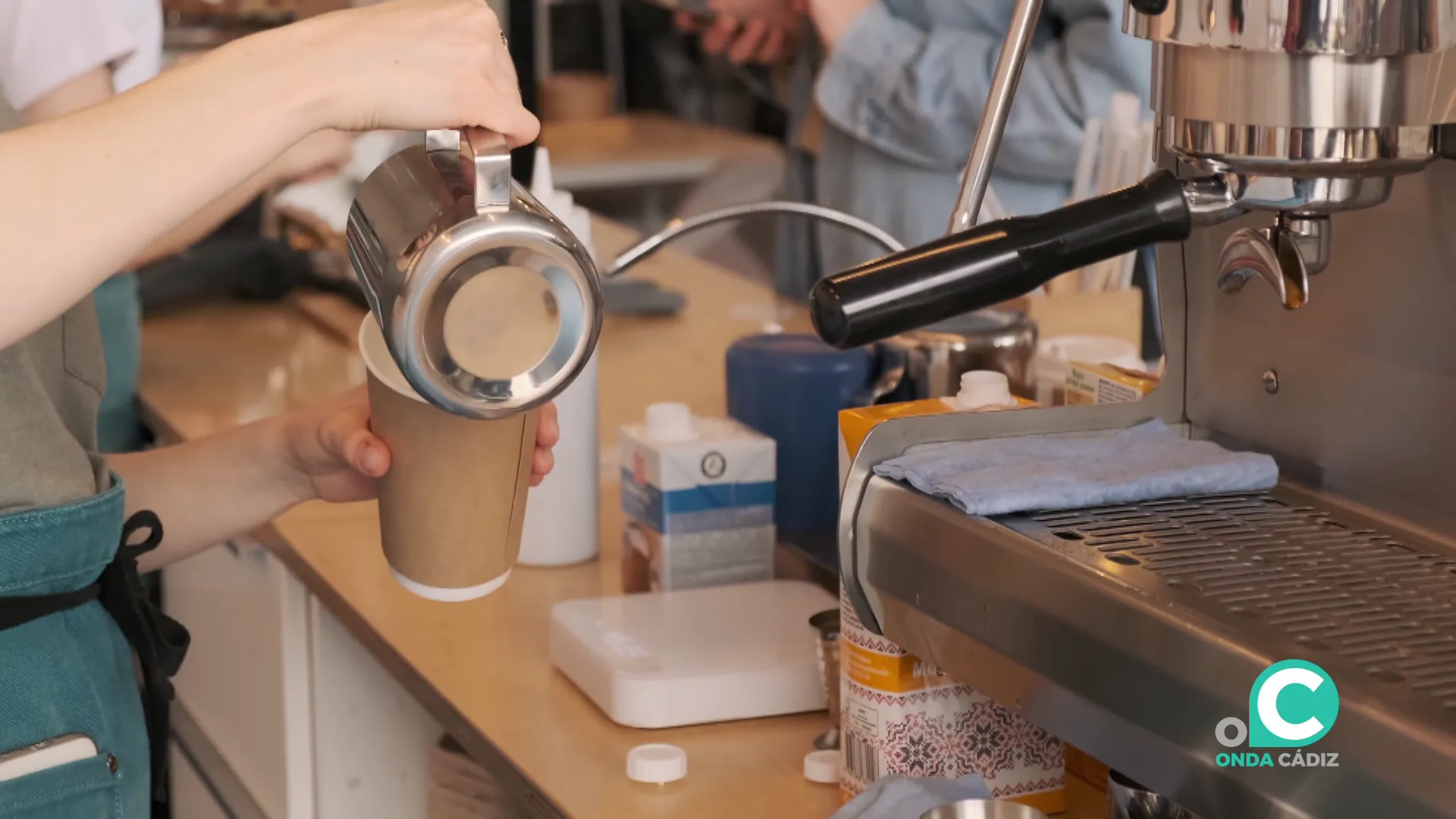 El paro en el sector servicios ha registrado un mayor incremento por la finalización de la campaña navideña