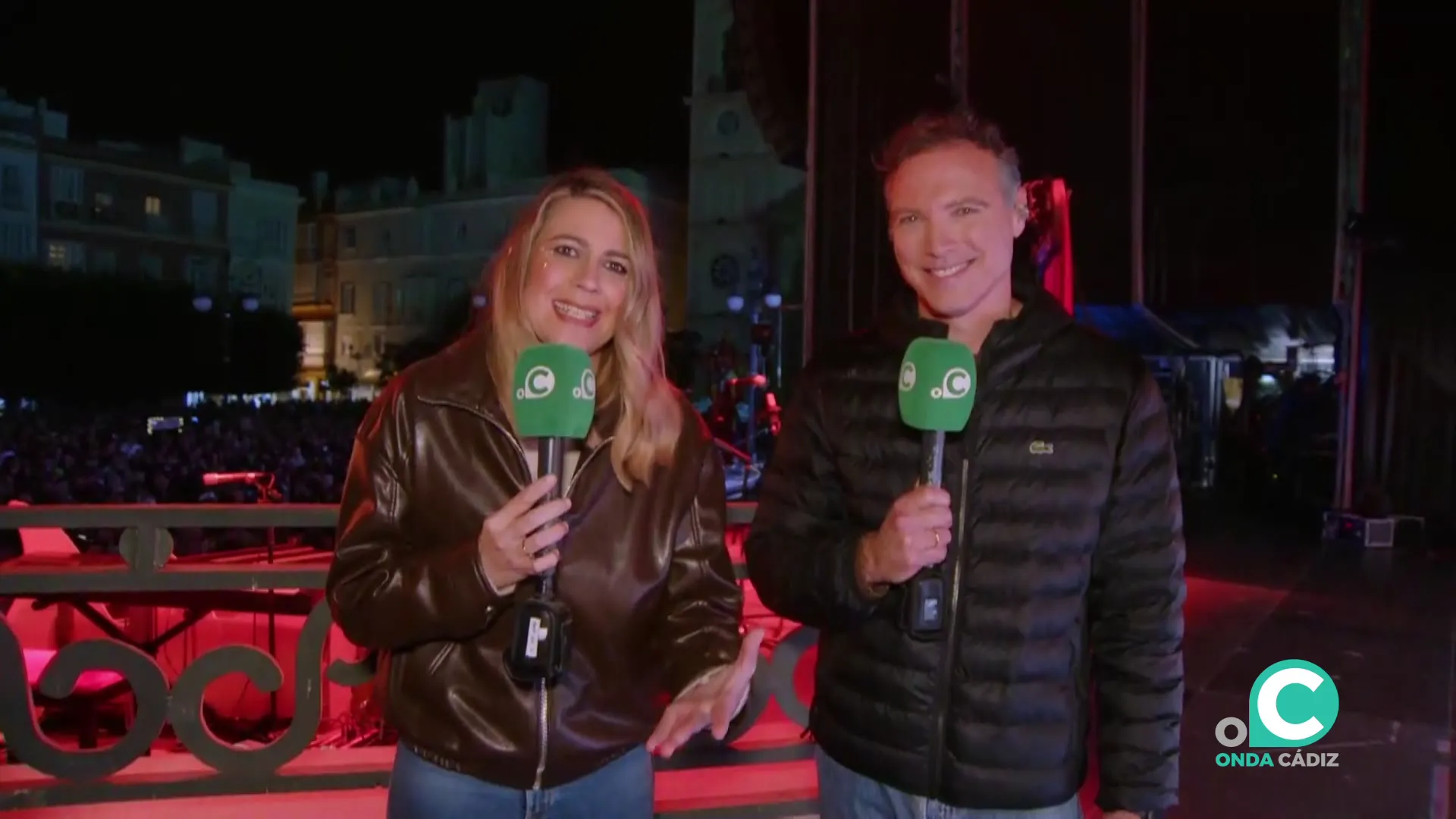 Mirian Peralta y Enrique Miranda conducirán la cita de esta noche a las 21.15 horas