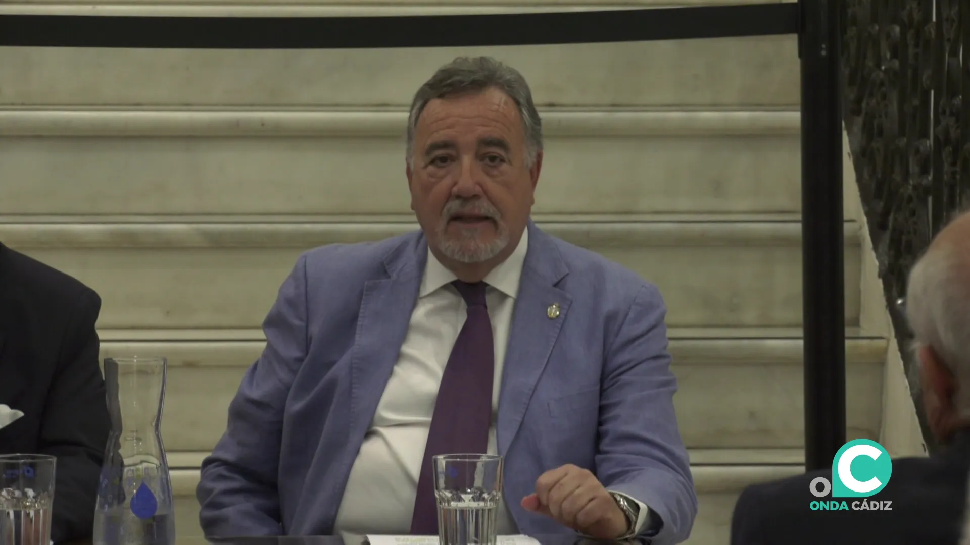 El afamado autor durante una de sus intervenciones en el Museo de las Cortes