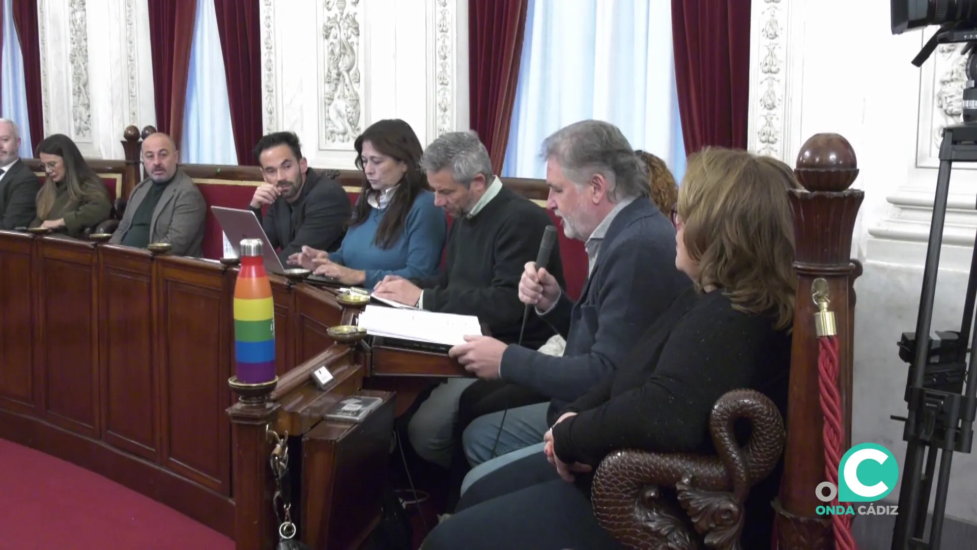 Concejales de Adelante Izquierda Gaditana durante una intervención en un Pleno municipal