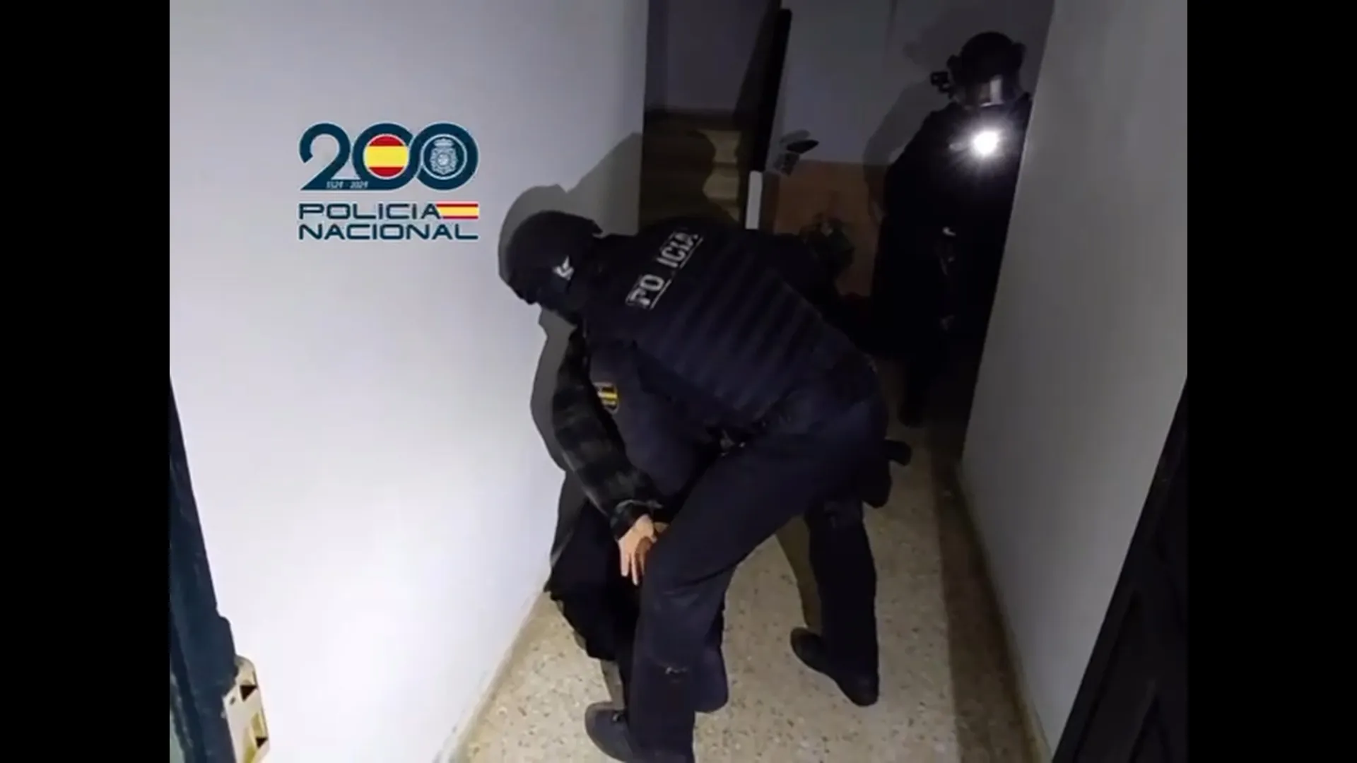 La Policía Nacional despliega este lunes un dispositivo en relación con el caso del hombre que apareció calcinado en un vehículo en El Puerto de Santa María. 