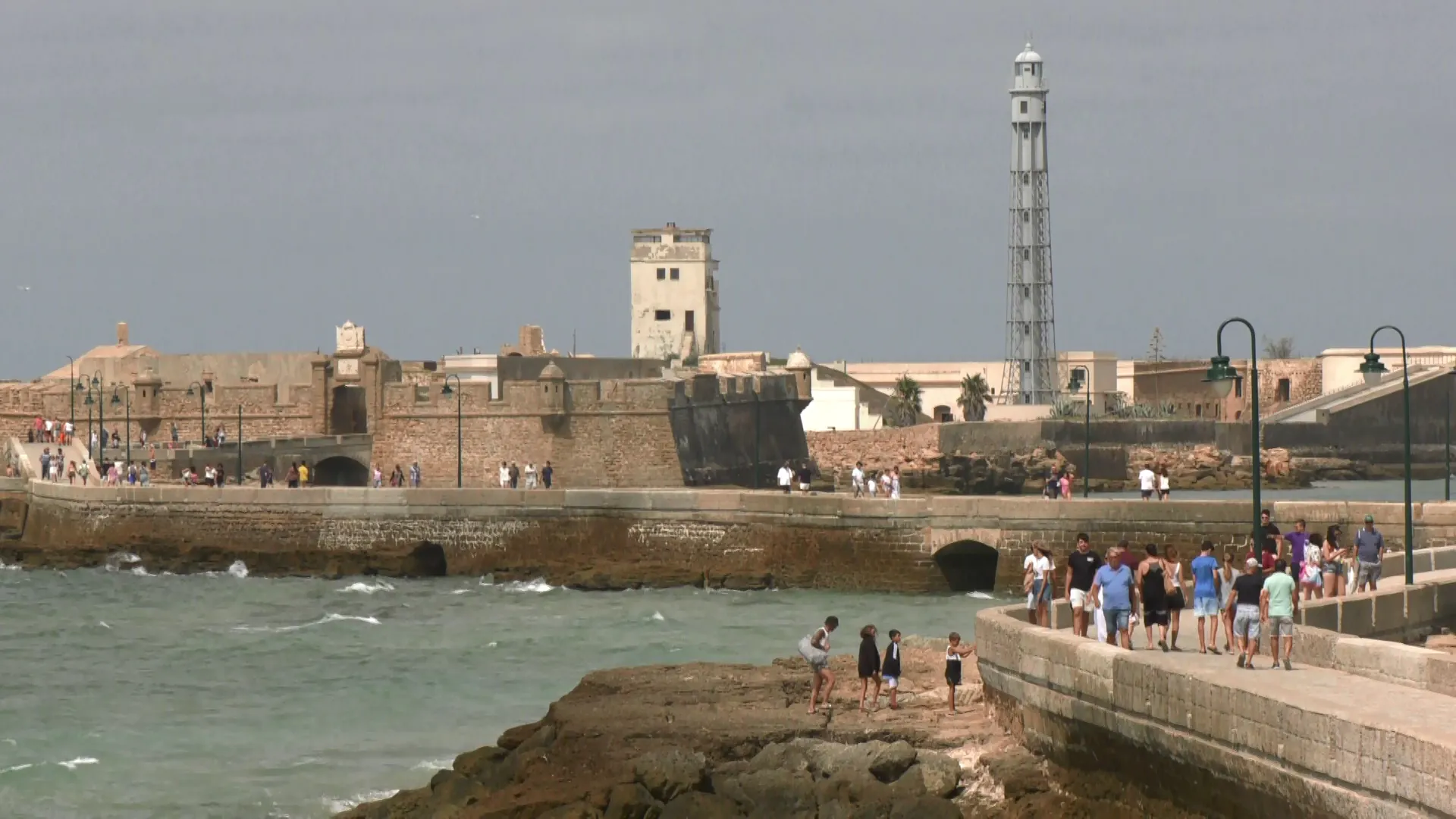 Vista de la histórica fortaleza en La Caleta