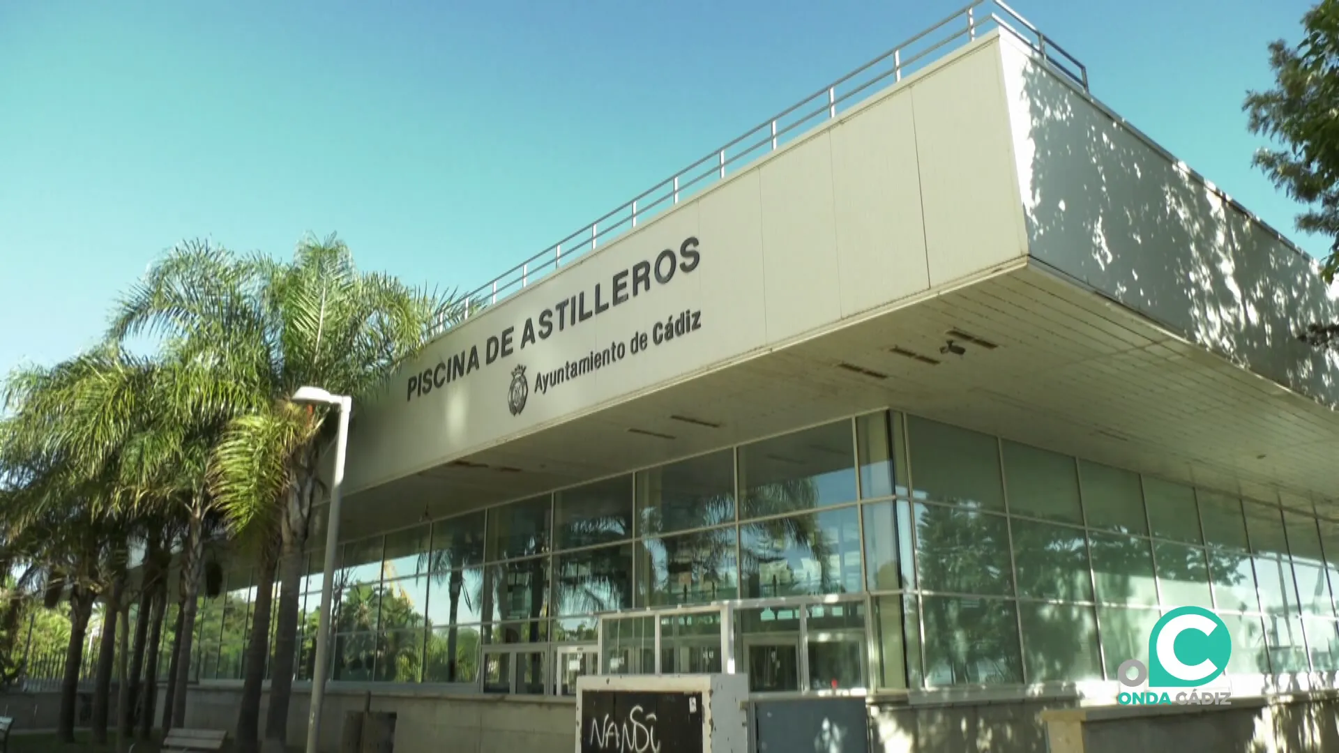 Imagen de la instalación de la Piscina de Astilleros en la capital gaditana