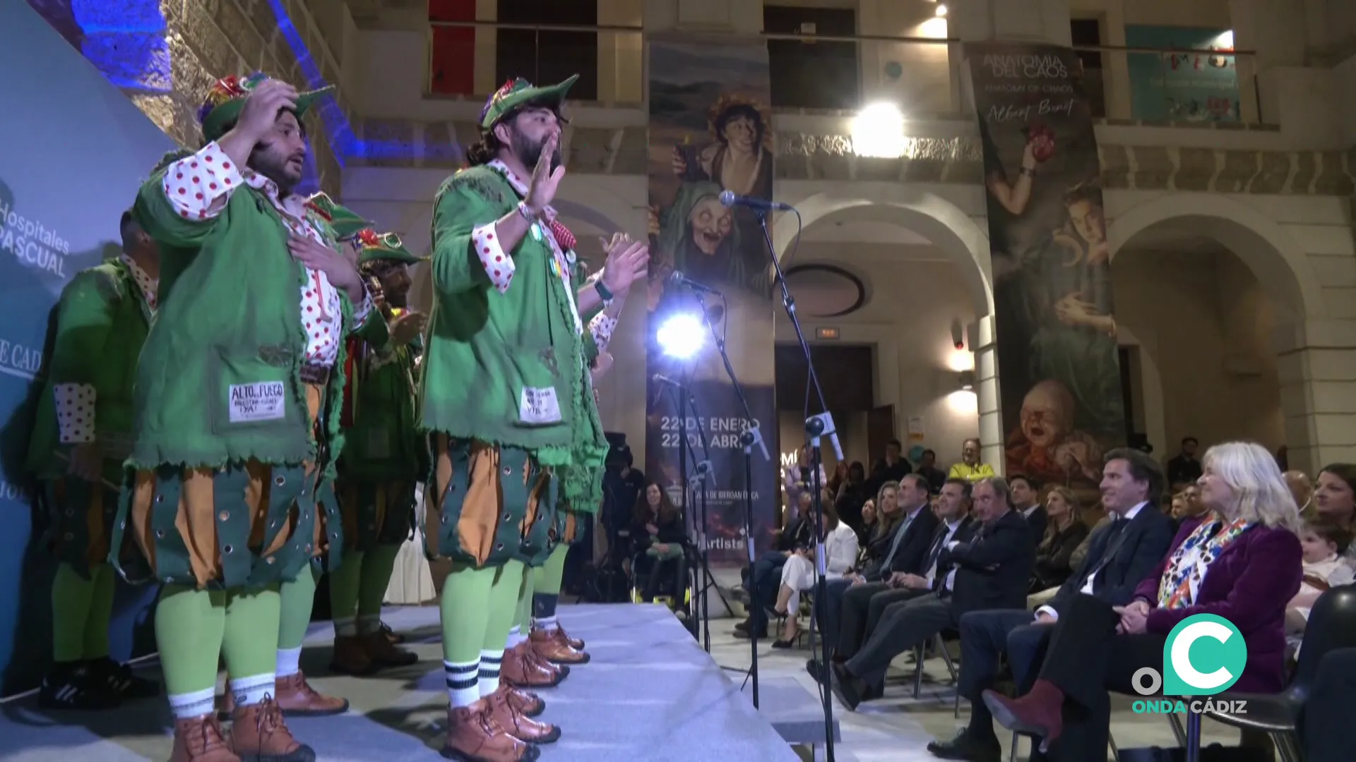 La agrupación de Robert Gómez y Daniel Albaiceta durante su actuación en el acto