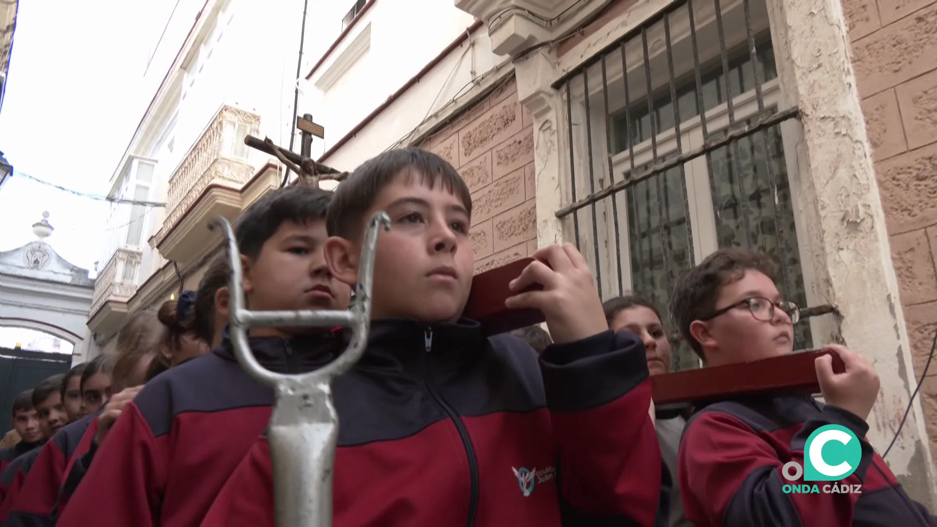 Los pequeños durante su recorrido 