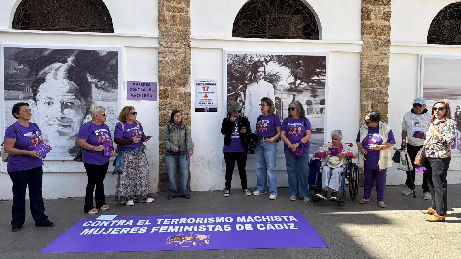 Este grupo de mujeres ha denunciado una vez más los asesinatos por violencia machista y por violencia vicaria