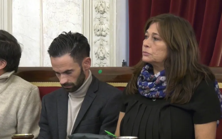 AIG denuncia la congelación de las ayudas sociales del Ayuntamiento de Cádiz.