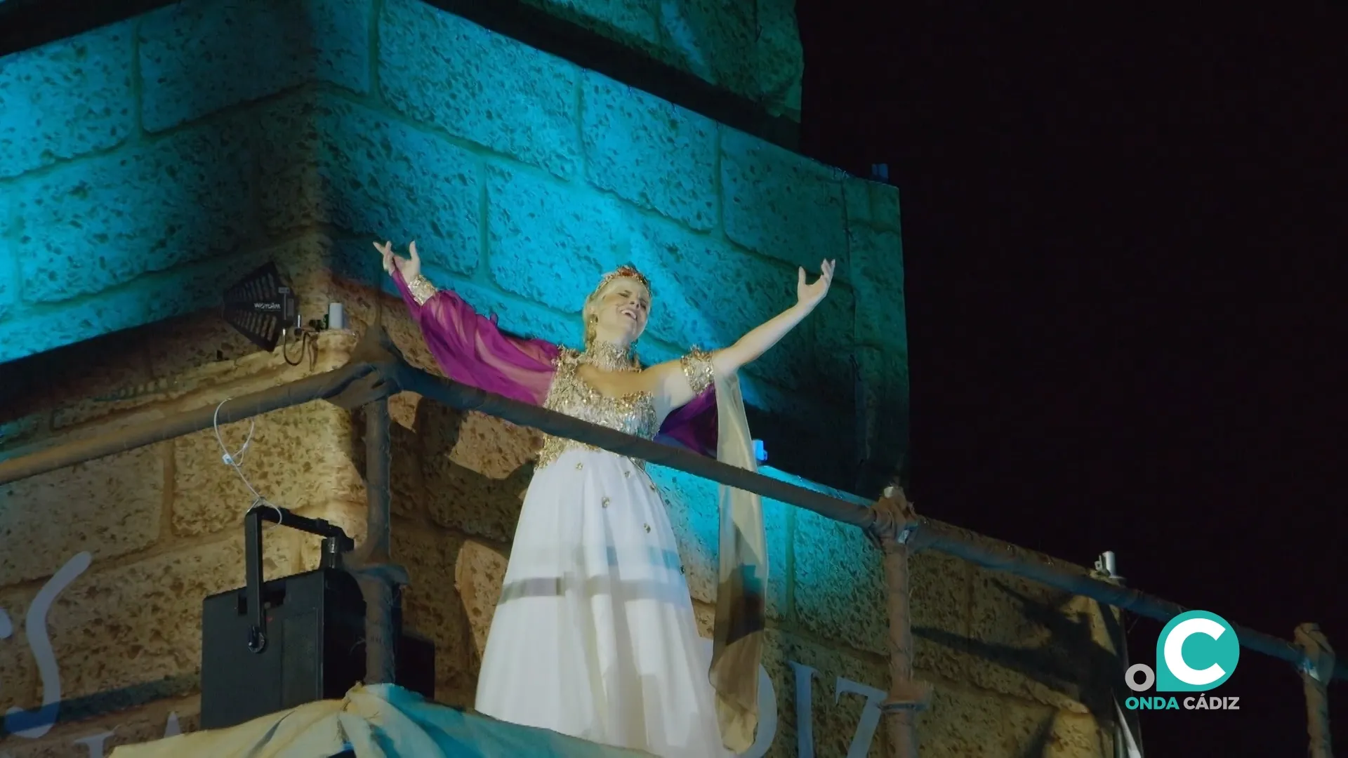 La cantante Pasión Vega interpretando la pieza ‘Foedus’.