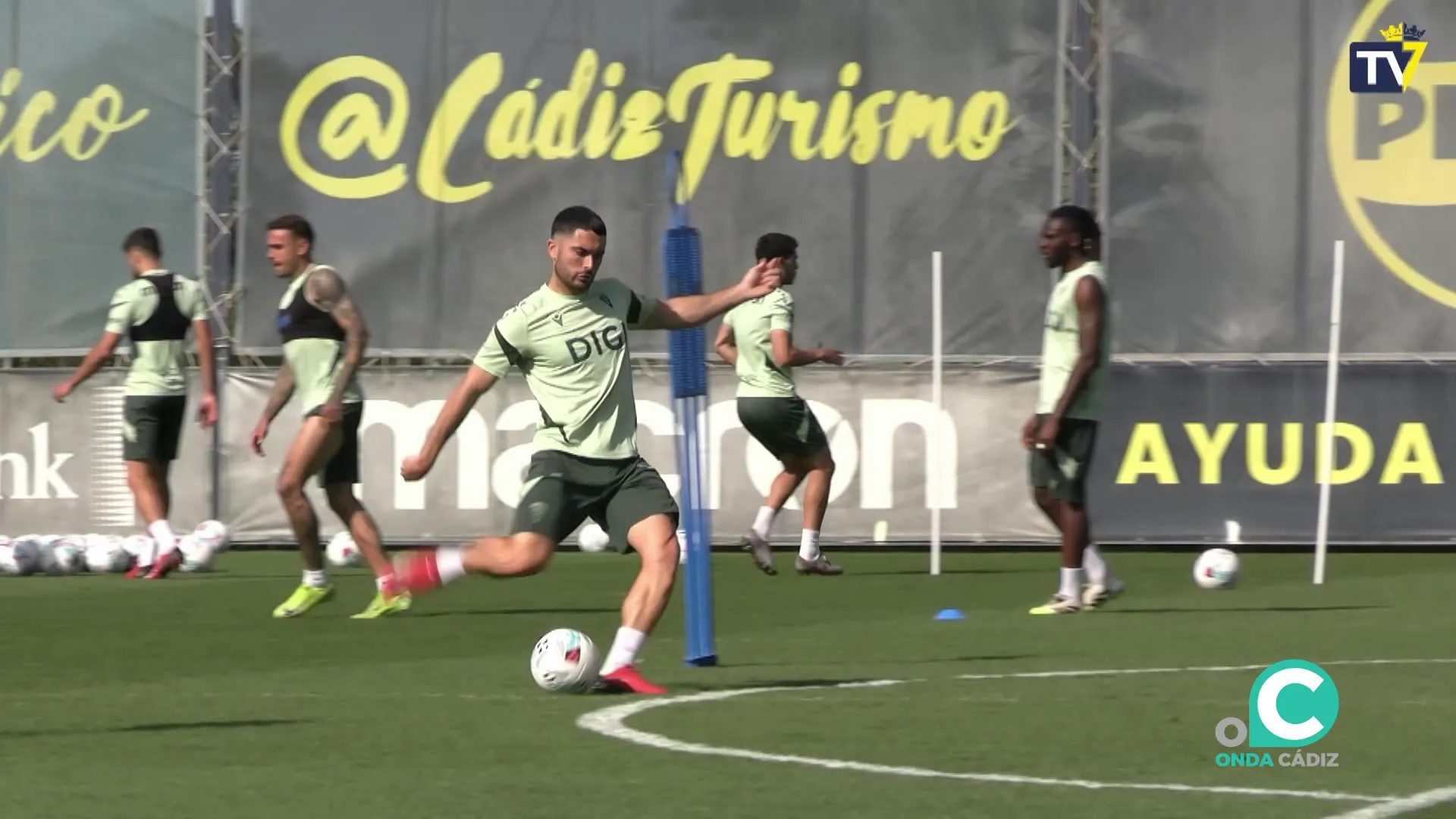 El plantel cadista continua sus sesiones preparatorias ante la cita asturiana