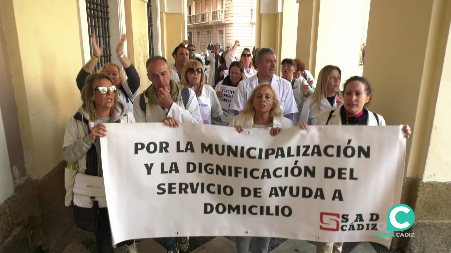 Imagen de archivo de una de las protestas de los trabajadores en el Ayuntamiento de Cádiz