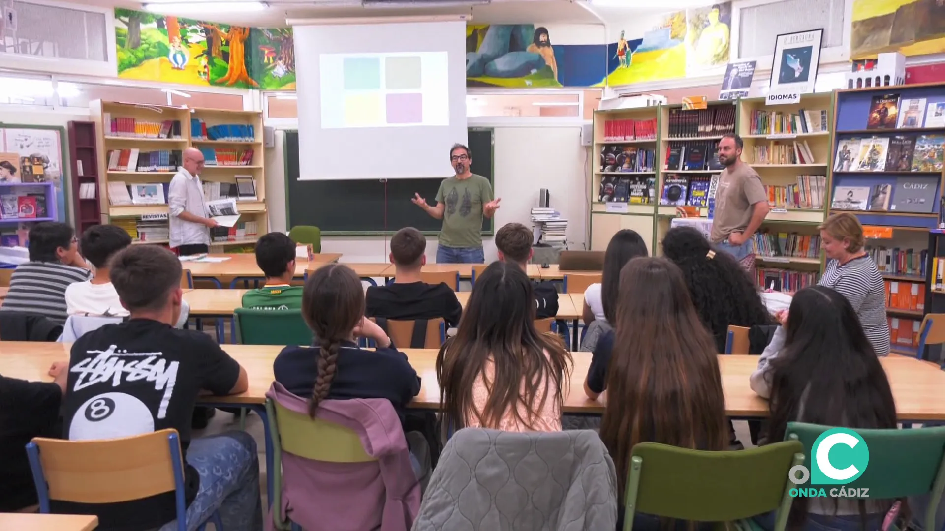 Uno de los monitores interviente durante el encuentro que se celebró este jueves