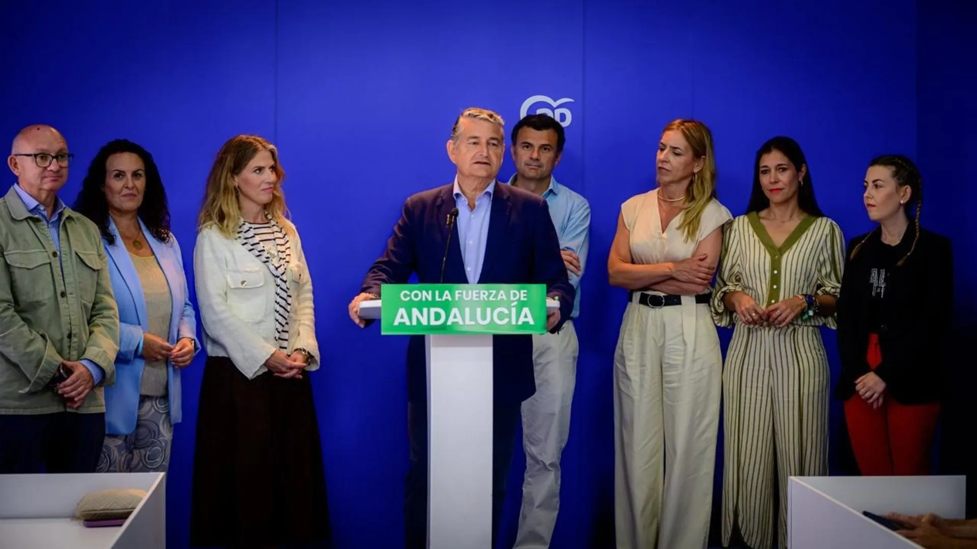 Antonio Sanz, junto a Bruno García, y otros miembros de la candidatura, hacen balance de la campaña electoral