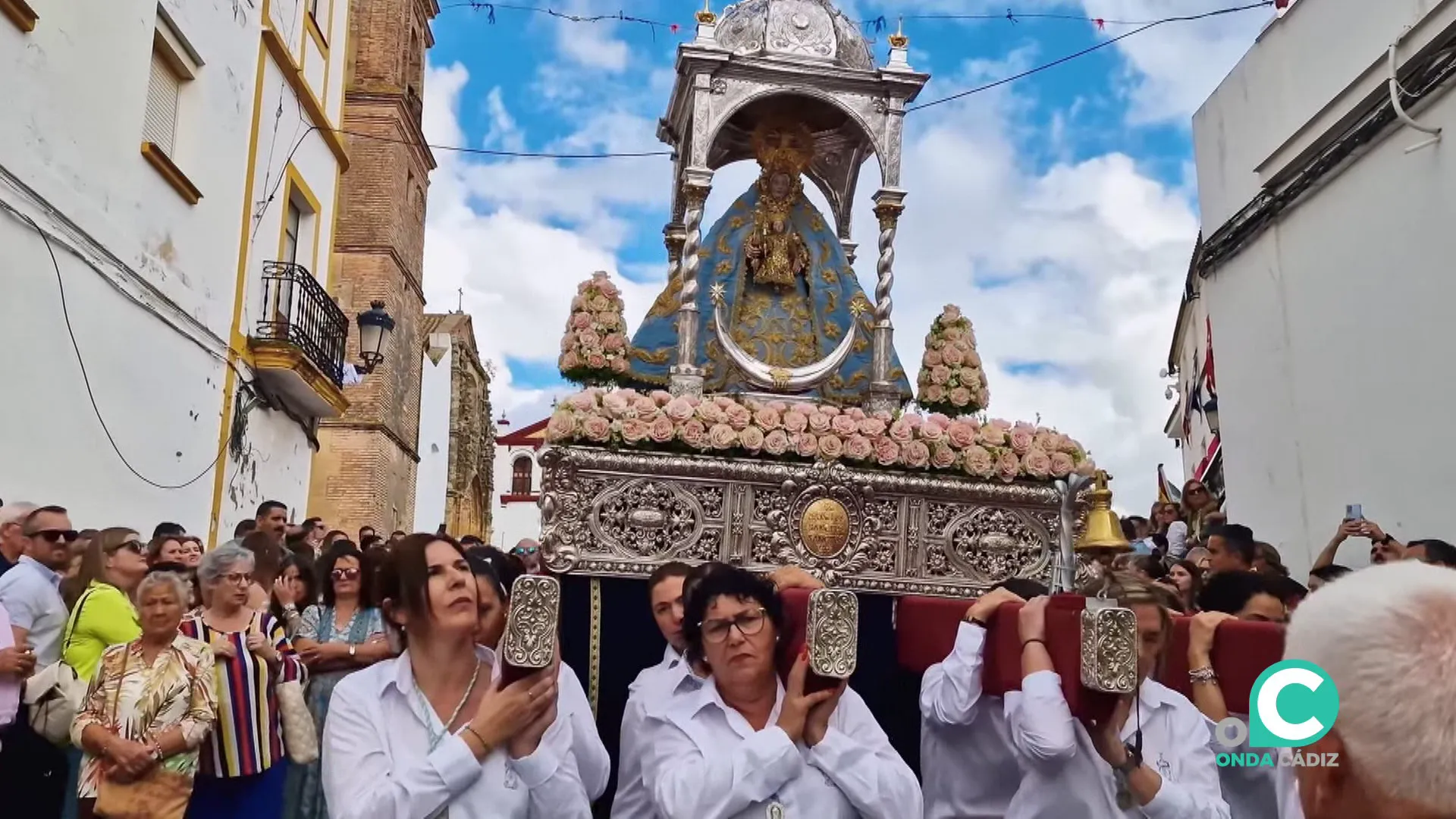 La Virgen de los Santos en un acto religioso en la localidad jandeña