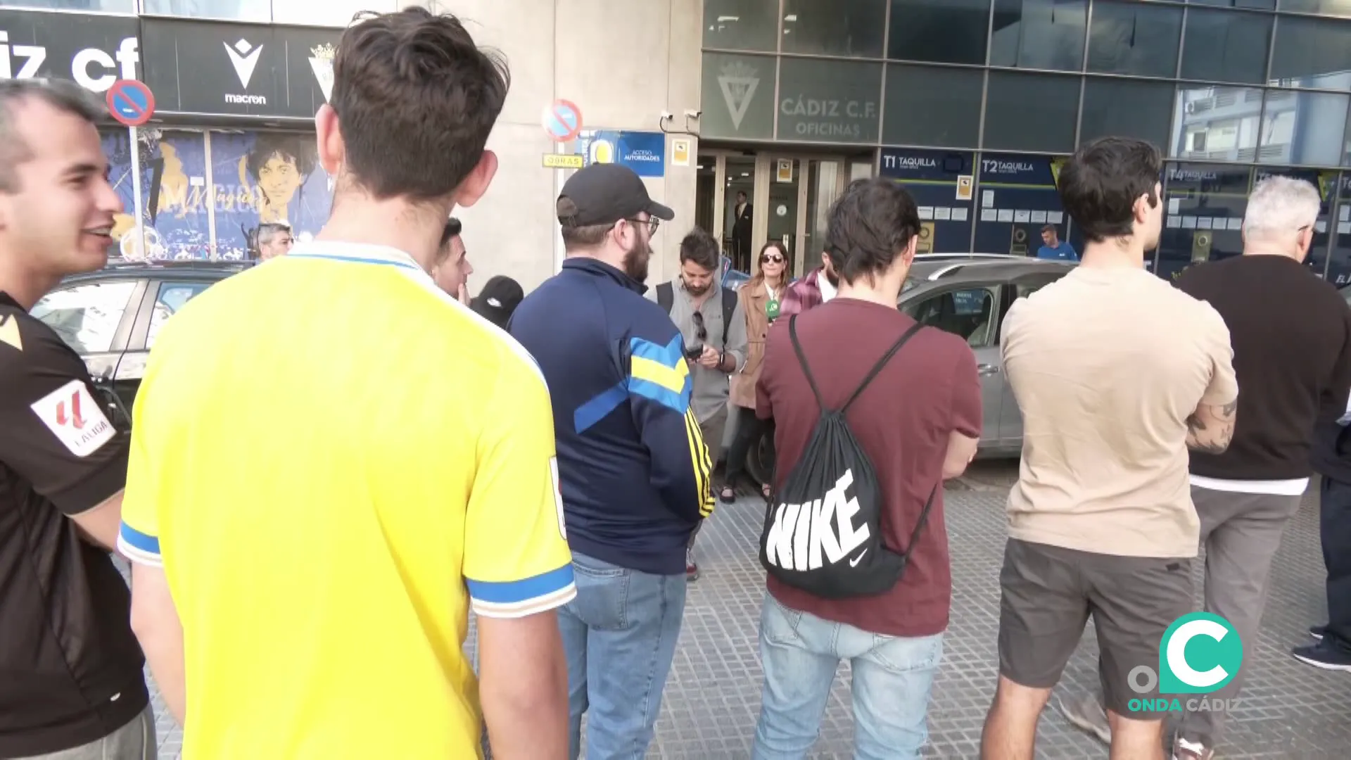 Imagen de la protesta de este viernes en los accesos del estadio 