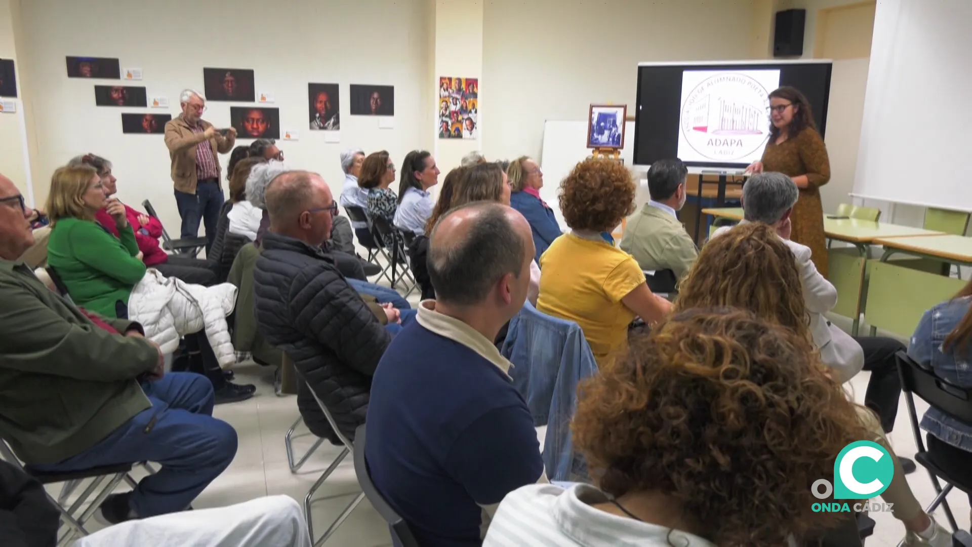 Más de medio centenar de personas acudieron al primer encuentro celebrado el pasado martes