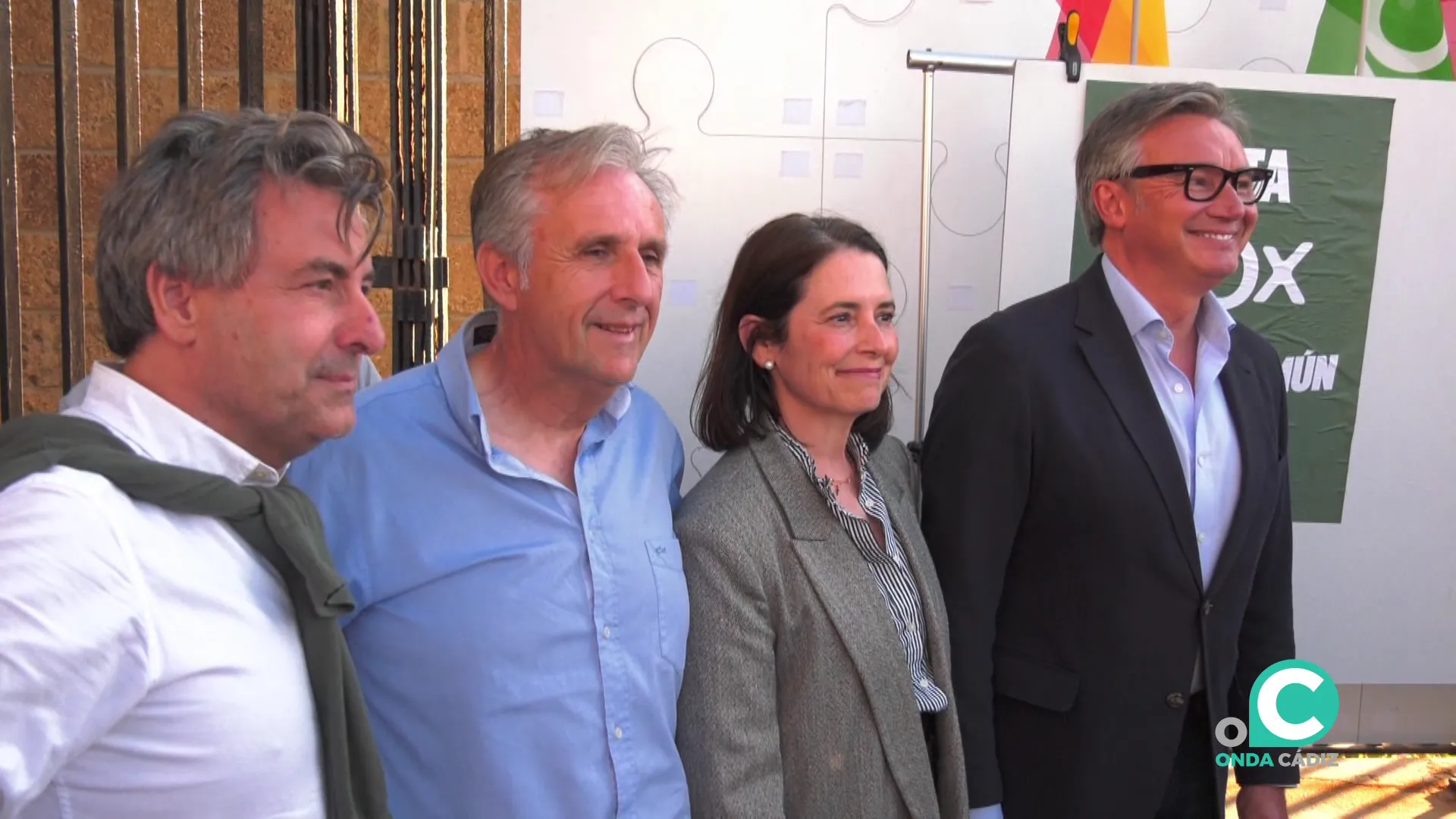 Dirigentes de la formación durante el arranque de la campaña electoral en Cadiz