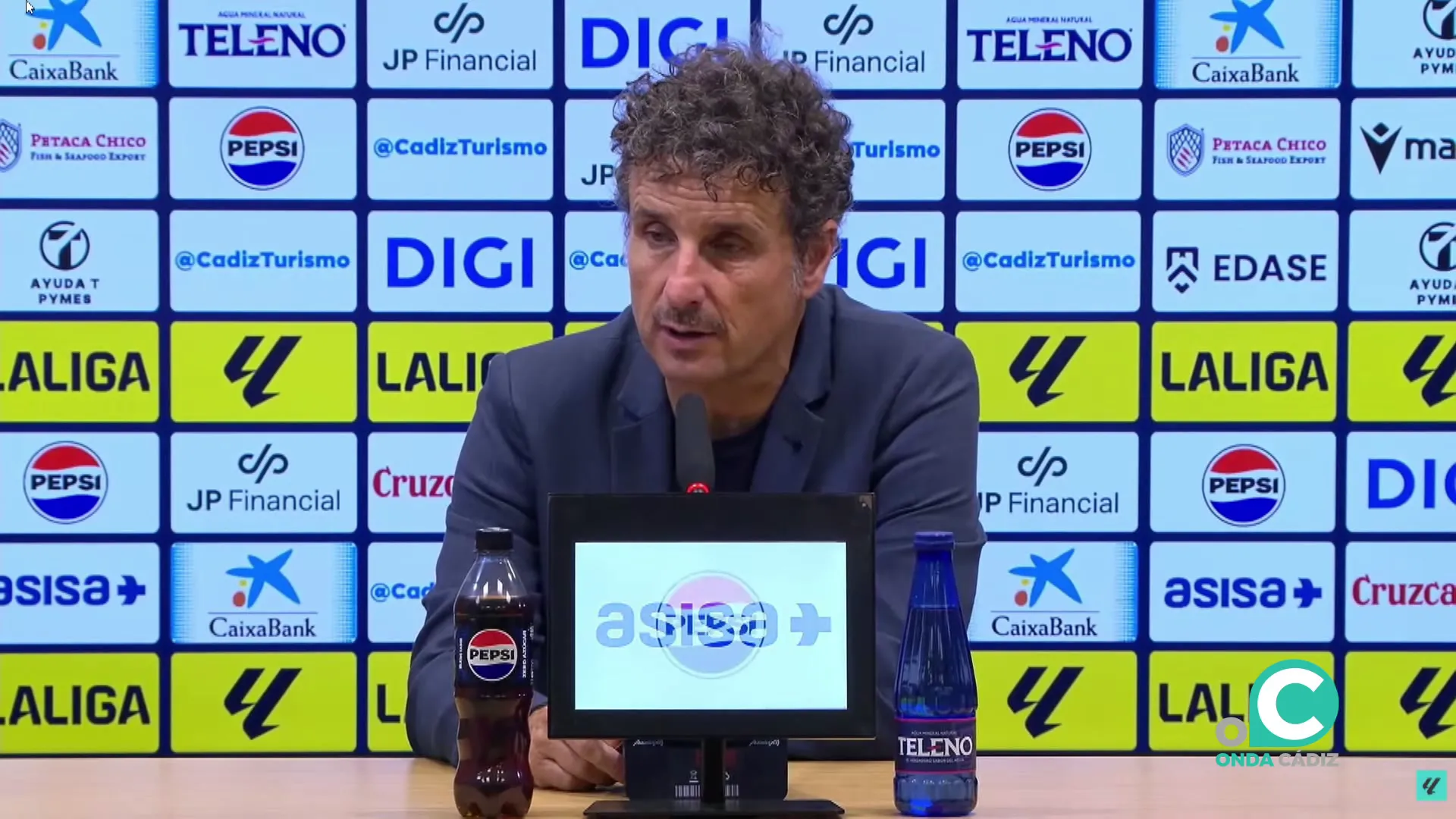 Imanol Idiakez analiza comparece ante los medios tras el choque ante el cuadro gallego