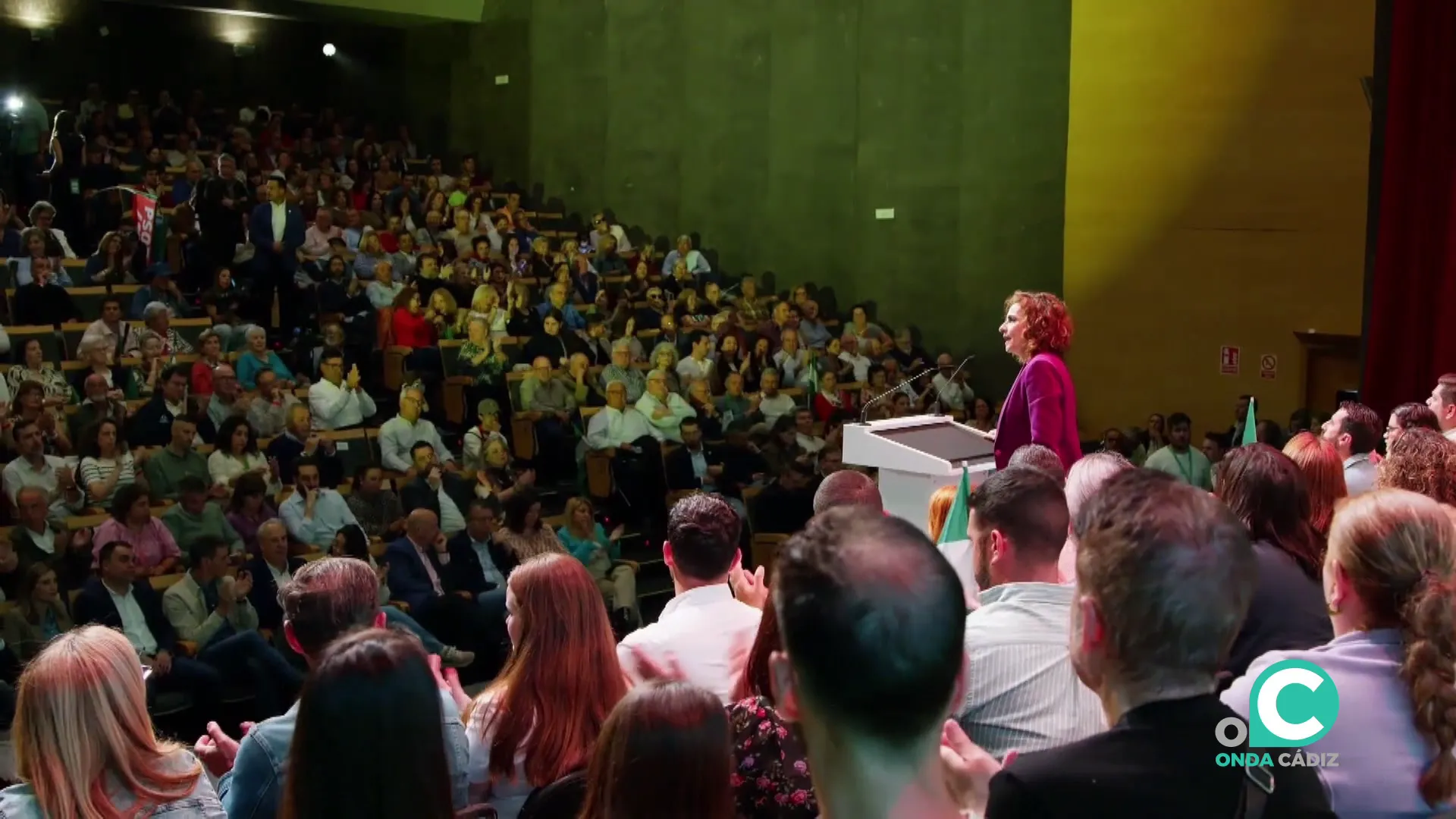 María Jesús Montero durante su intervención en el mitin