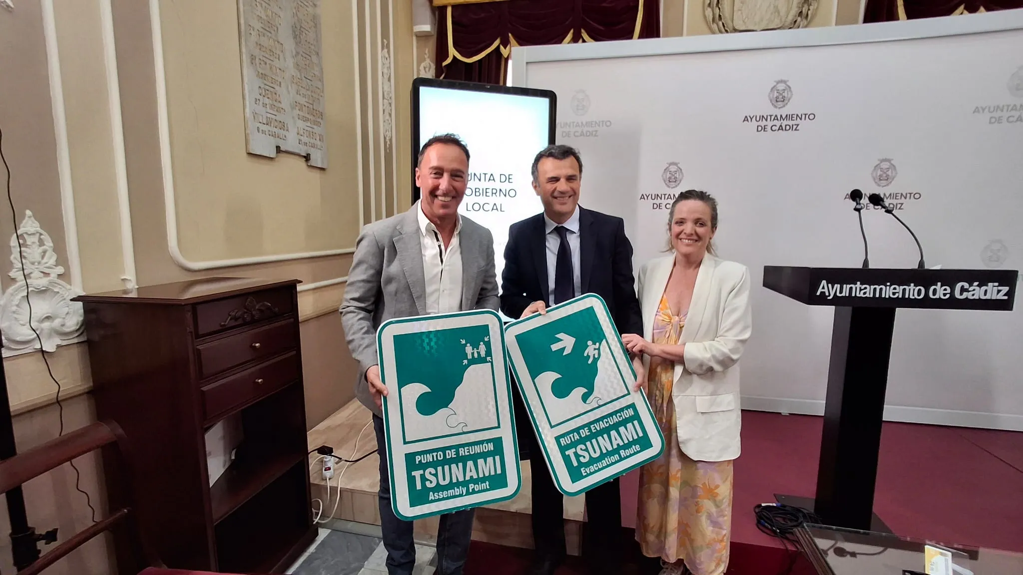 Los carteles que se instalarán a partir del lunes