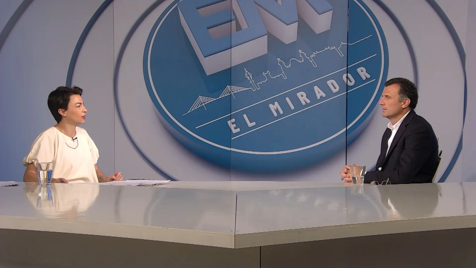 Momento de la entrevista de Bruno García en Onda Cádiz TV
