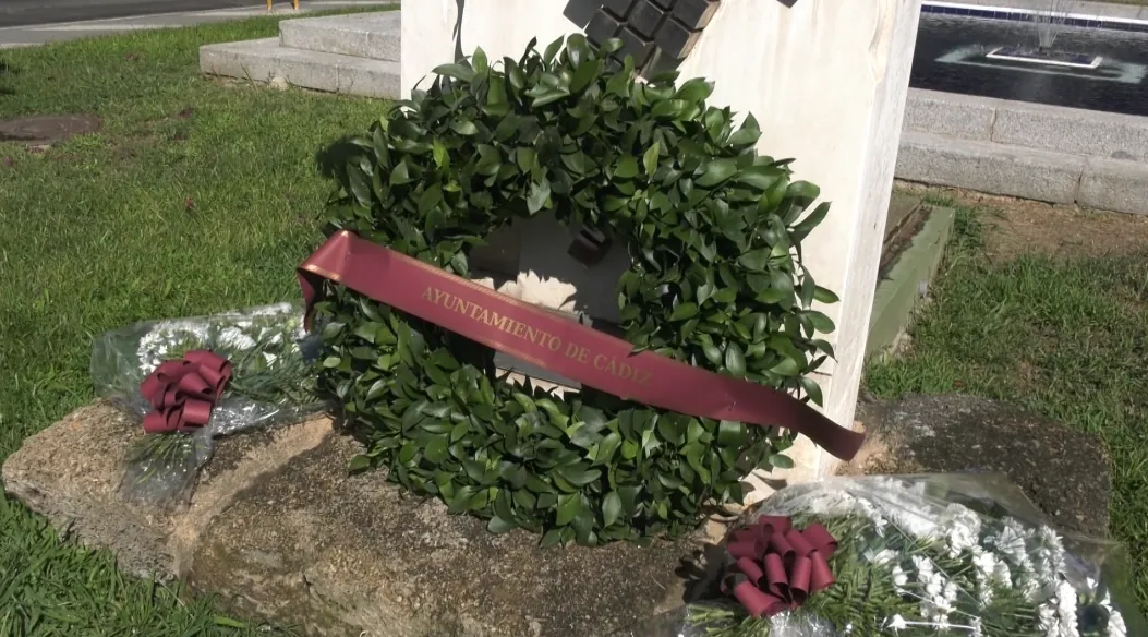 Una visita guiada, una ofrenda floral y un concierto conmemoran el aniversario de la Explosión de 1947.