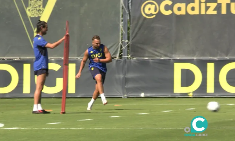 Ontiveros se ha incorporado a los entrenamientos (Foto: Cádiz CF)