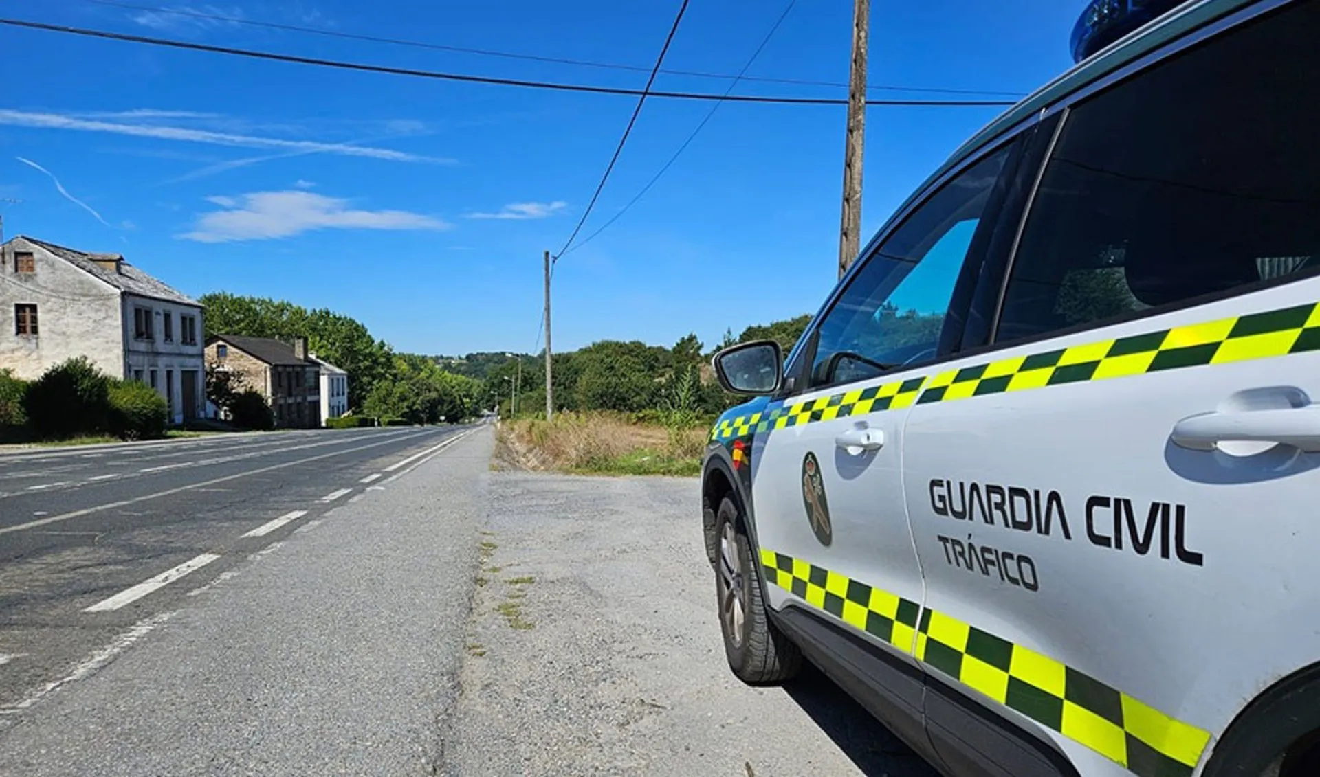 Imagen de archivo de un vehículo de Guardia Civil de Tráfico.