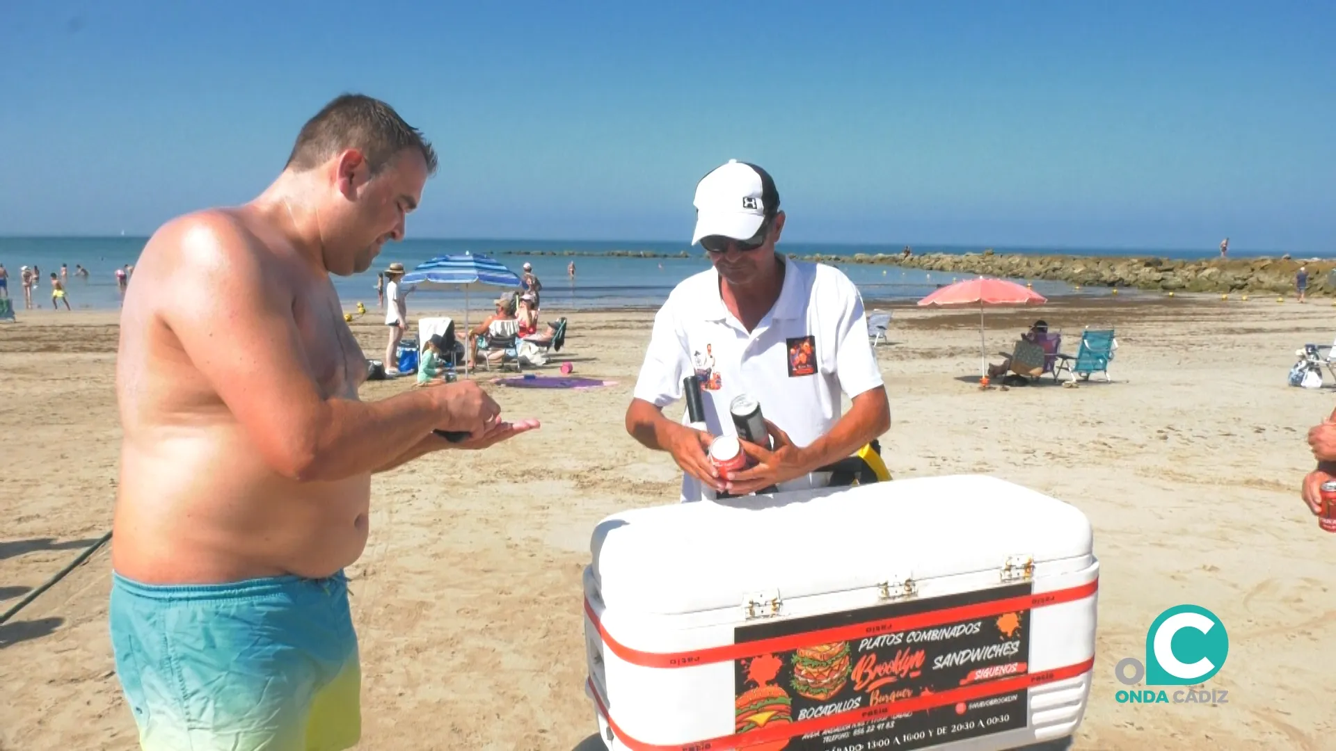Latero en la playa de Cádiz