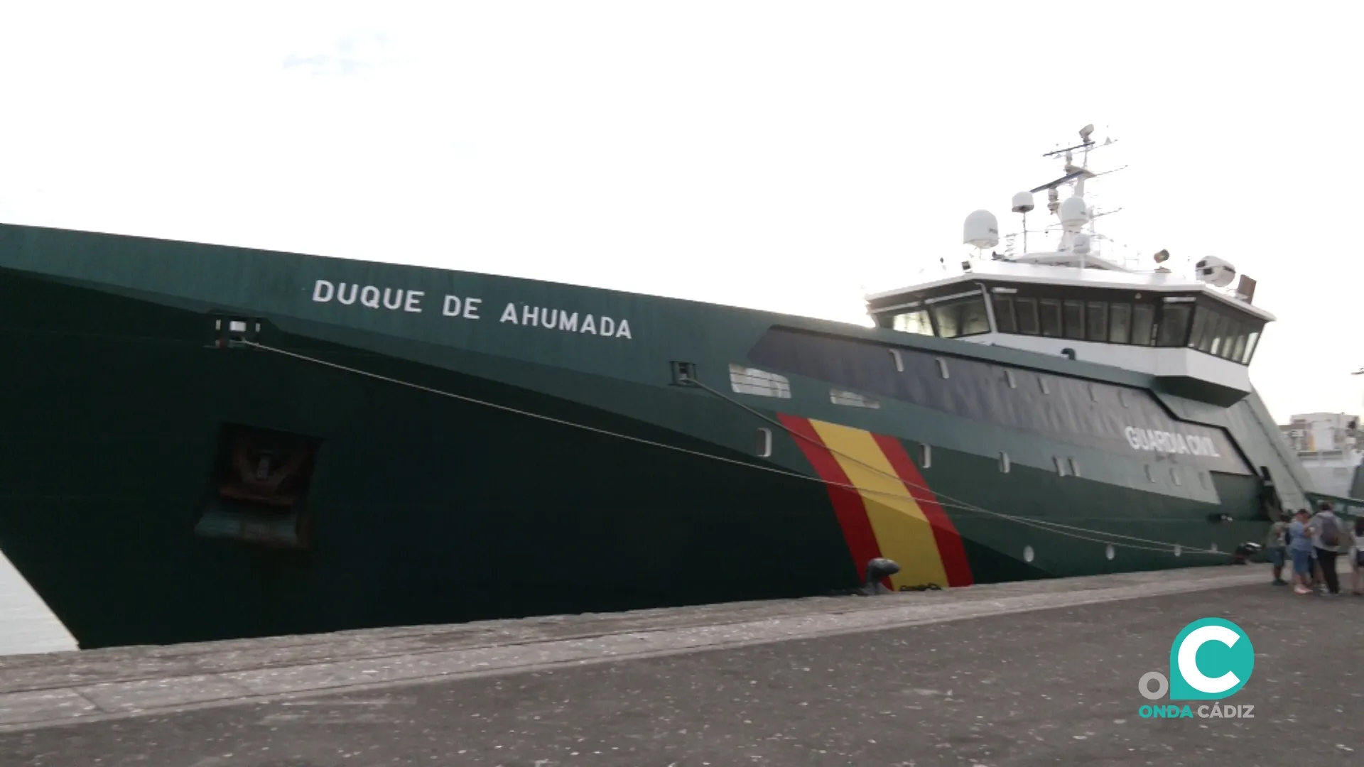 El ‘Duque de Ahumada’ en el muelle gaditano.