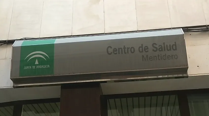 AIG denuncia un nuevo incumplimiento de los plazos anunciados por la Junta para el nuevo centro de salud del Mentidero en la plaza Mina.