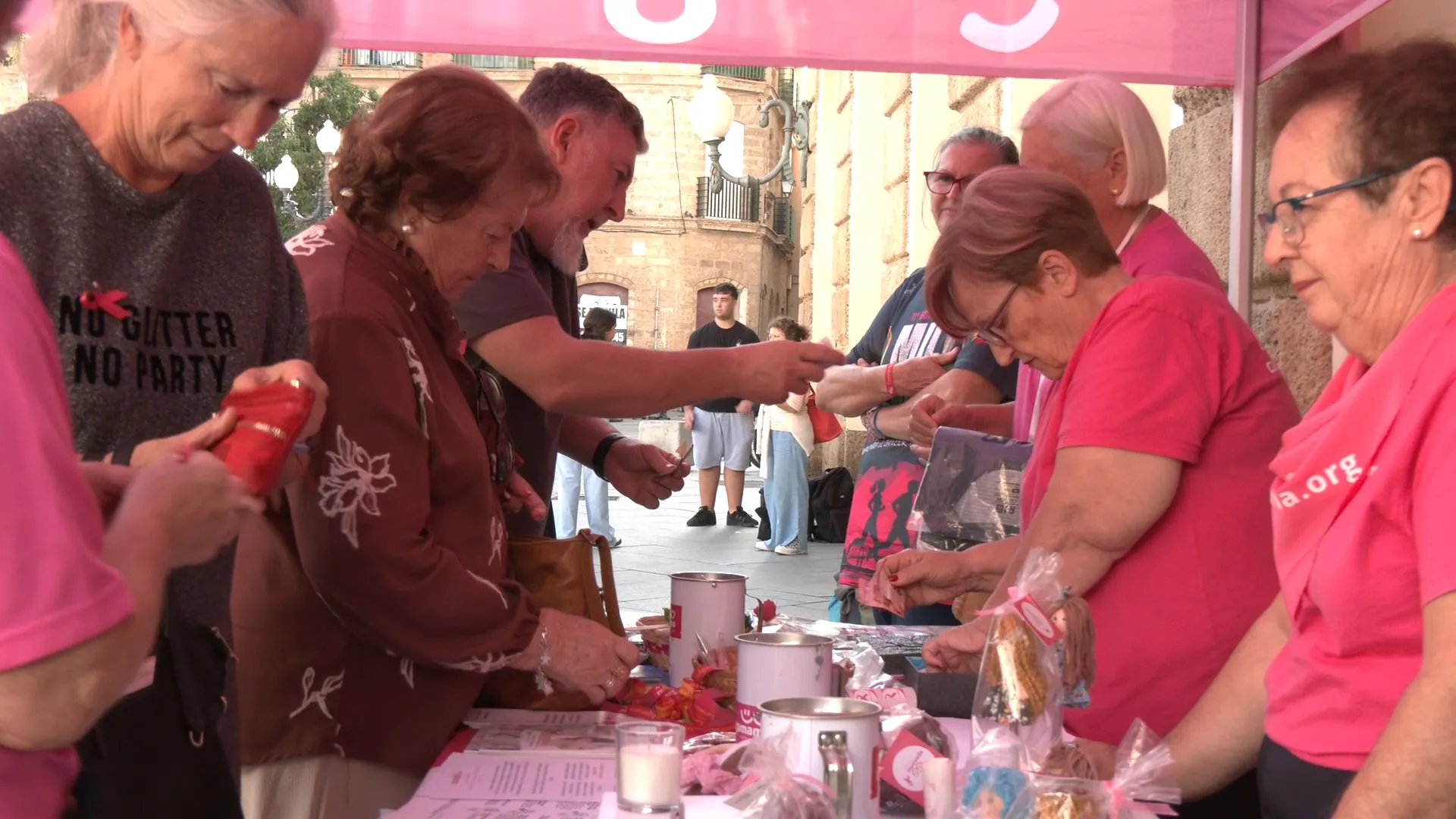 Agamama organiza actividades en San Juan de Dios por el Día Muncial del Cáncer de Mama