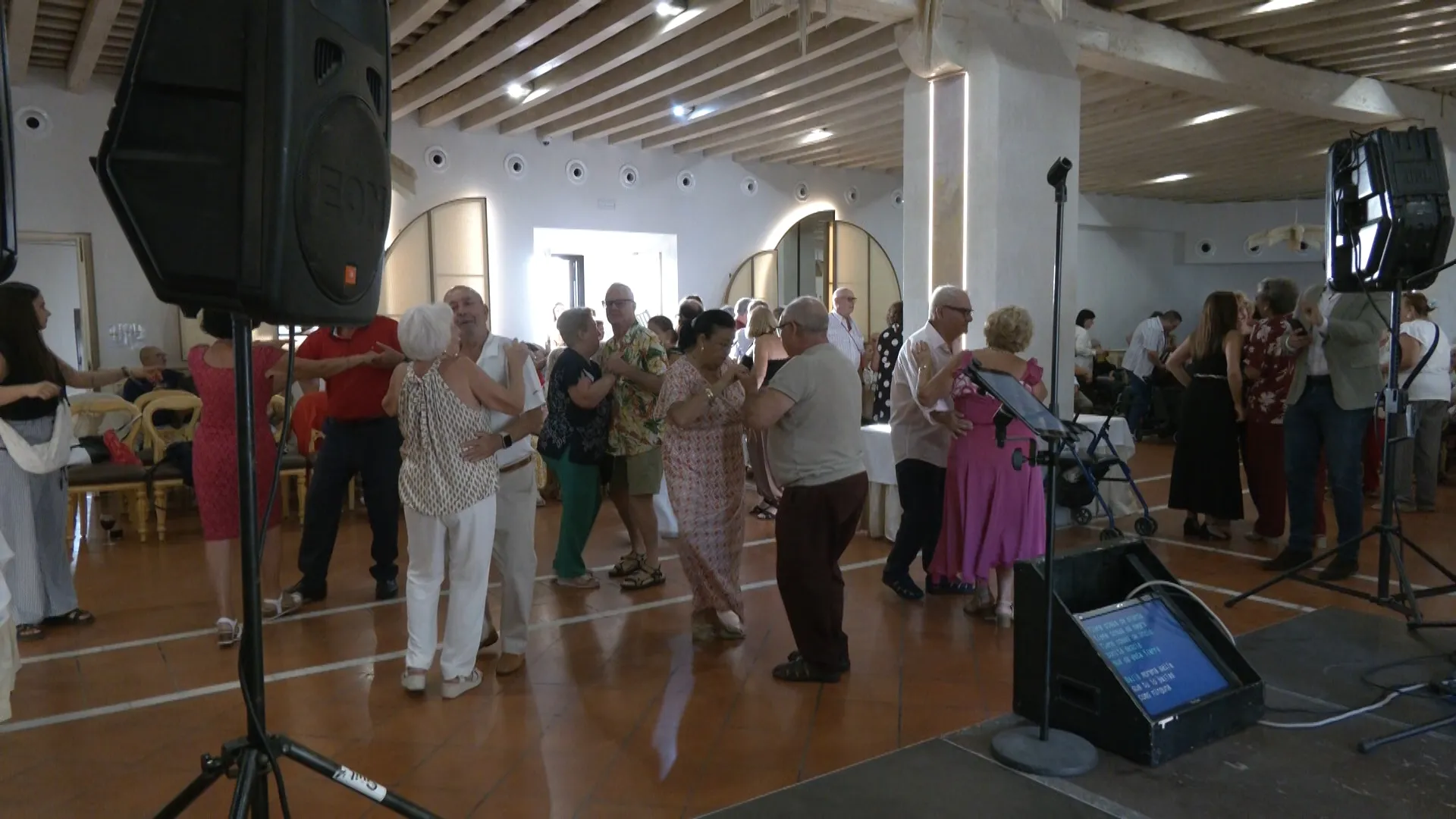 La jornada de convivencia ha contado con música en directo. 