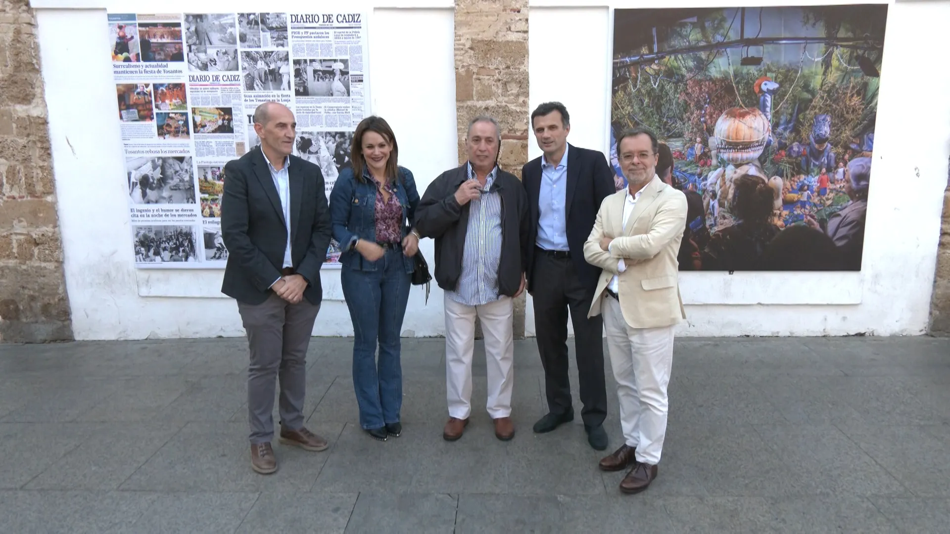 La historia de los Tosantos en la fachada del Mercado