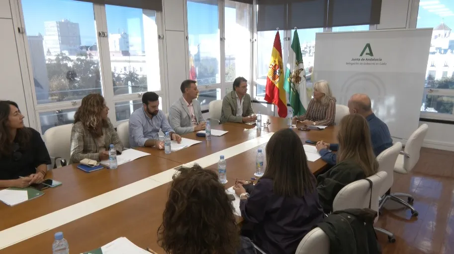 La Junta asesora a las asociaciones de comerciantes sobre los procedimientos obligatorios de ejecutar en las subvenciones recibidas.